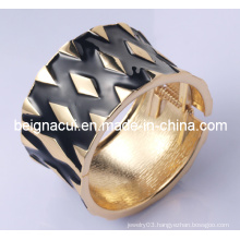 Good Quality Fashion Alloy Bangle